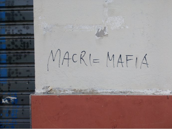 Macri = mafia